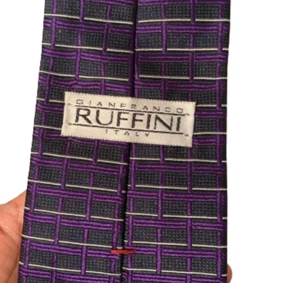 Lot of 5 Luxury Men’s Neck Ties- Christian Dior, Oscar dela Renta, Mulberry - Picture 10 of 11